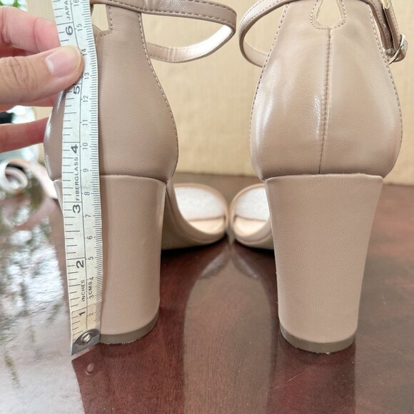 Kelly & Katie 9.5 W's Hailee Block Heels - Picture 7 of 7